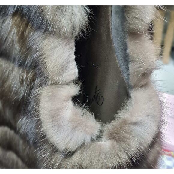 Amato Sable Fur Sleeveless Coat Jacket Size Small (42) - Picture 7 of 10